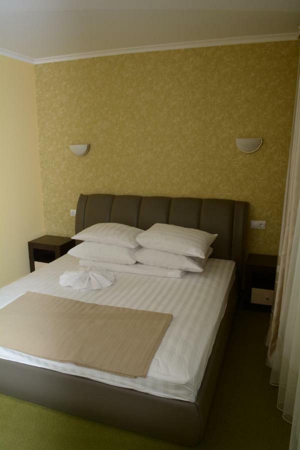 Guest House At Lesya Ukrainka Трускавец Екстериор снимка